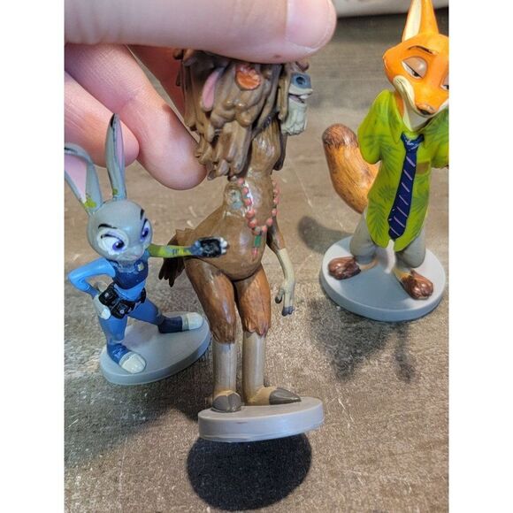 Zootopia Yax nick wilde Judy Hopps AS IS Disney Pixar toy figure set - Picture 4 of 8